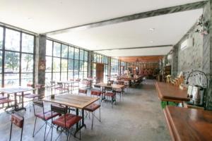 OYO 75374 Baan Rak Mai