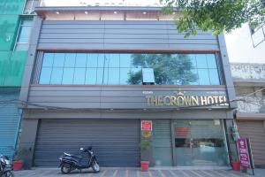 The Crown Hotel