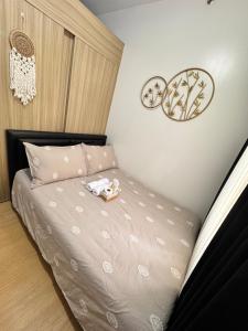 Condo in Greater Lagro Trees Residences 1