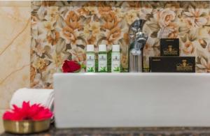 Near Railway Station Hotel Imperial