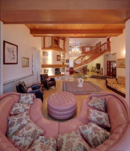 "ROOMS KEKELY" no kitchen