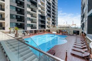 Studio with Sea View & Pool Acces