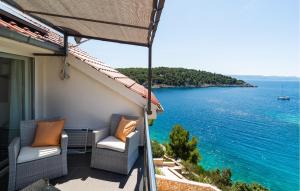 Amazing Apartment In Milna With Wifi