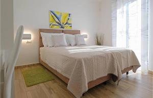 Awesome Home In Rebici