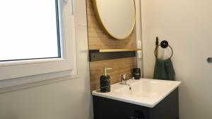 INNOVA TravelVir - Mobhome GITA