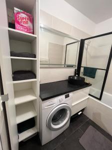 Appartements Grand jardin - Climatisation - parking privatif : photos des chambres