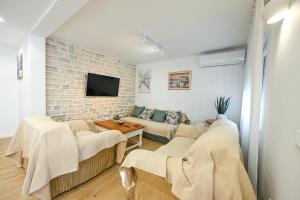 Holiday Home Marija with pool