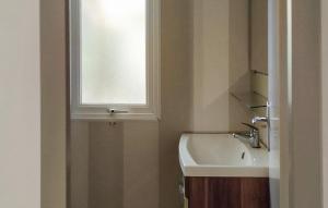 Pet Friendly Stacaravan In Aureilhan