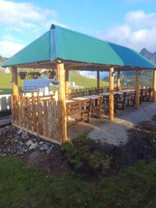 Konoba Vratlo Sinjajevina Ječmen Do