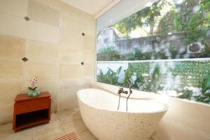 Beach Manor in Bingin- Casa Boba