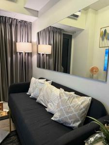 ElcaPri Staycation - Shore 3 Residences