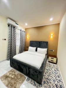 Hadraj Sokoine Apartment1