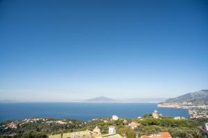 Holiday House Aura sea view