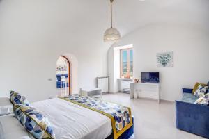 Holiday House Aura sea view