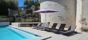 Maisons de vacances Gite Charmant avec Piscine et Terrasse en Provence MDV : photos des chambres