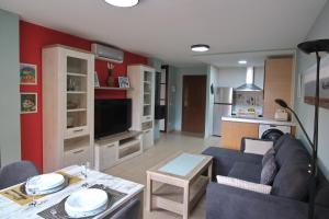 Sweet Caroline Palm-Mar