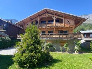Léclat de soleil- Vue sur les Alpes - Abondance