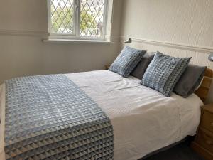 Ploughmans Cottage, St Florence, Tenby