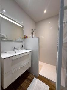 Appartement neuf, proche des plages et centre ville