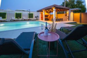 Vintage House Bella Vita