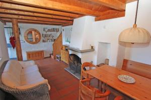 Rustico Marietta by HolAp SA