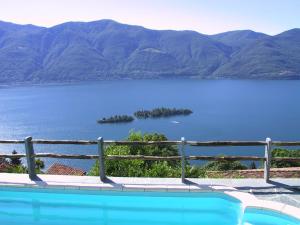 Villa Breu by HolAp SA