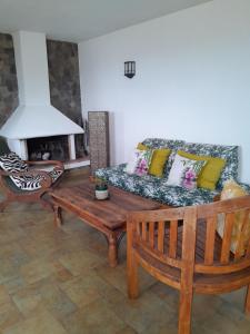 ZenRepublic, your private villa with outdoor jacuzzi & pool with stunning ocean views