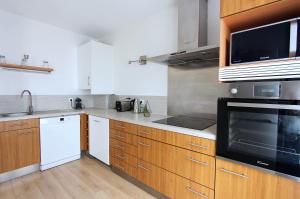 DANUBE4 Top floor apartment 6-8pers Disneyland