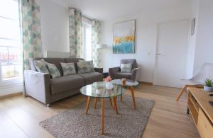 DANUBE4 Top floor apartment 6-8pers Disneyland