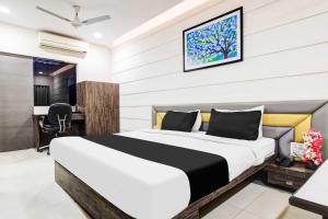 Townhouse Oak Dewas Junction