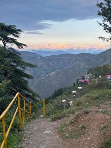 Whispering wood camps and cottage