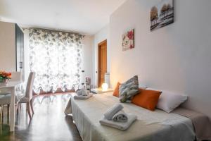 Alloggio turistico Leonardo Home- Fiumicino Airport, 2m in treno- Rome, 20m in treno- Fiera, 2m in treno