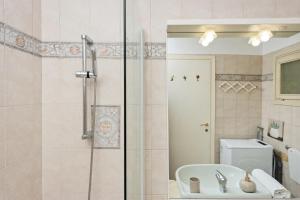 Appartements Charmante maison - Proche Monaco - Piscine partagee - DP : photos des chambres