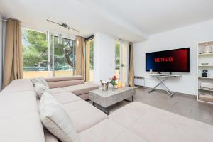 Charmante maison - Proche Monaco - Piscine partagée - DP