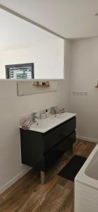 Maisons de vacances Villa la Provence, Luxe, Confort et Joie de Vivre : photos des chambres