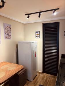Loft novo, colchões com massagem, mobiliado e aconchegante