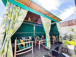 Luxury Riad, Marrakech, Pool, Free 24h Airport Shuttle, Dar Bassidi
