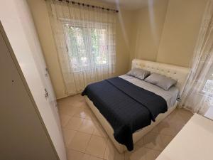 Durres, Golem, Mali Robit