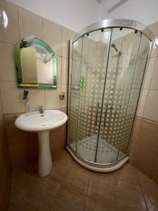 Durres, Golem, Mali Robit