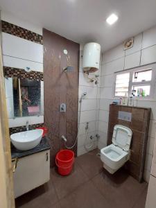 Huge 3 bhk fully furnished