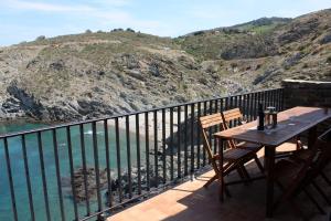 Villa Ey - waterfront with a view