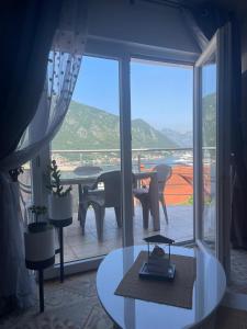 Victor Kotor Sea view
