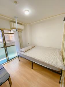 44 grand, 難波 心斎橋