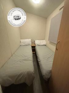 8 Bed caravan Golden sands