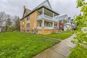 Comfy 3BR Flat Close to the Falls apts