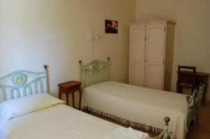 Double or Twin Room with Bathroom