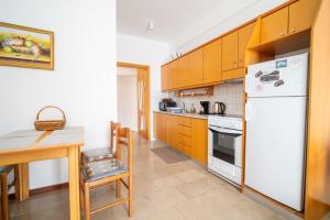 Antonis Galouzis Apartments