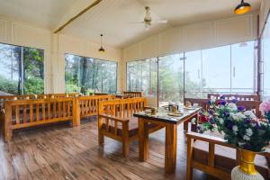 Townhouse Oak Mussoorie Lake