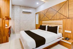 Townhouse Oak Rohtak Mansarovar Park
