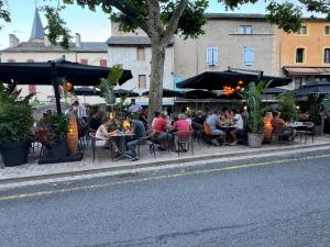 Hotels Hotel Le Sully : photos des chambres